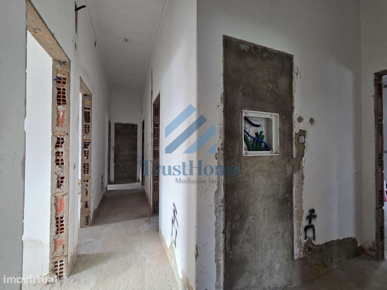 V4 para remodelação em São João da Ribeira a 13 Km de Rio Maior-23