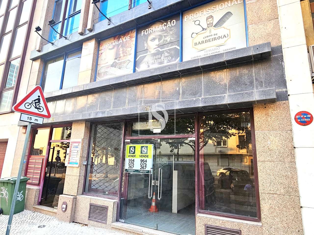 Loja Avenidas Novas - Campo Pequeno - Grande imagem: 2/38