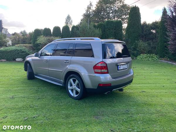 Mercedes-Benz GL 450 4Matic 7G-TRONIC - 4