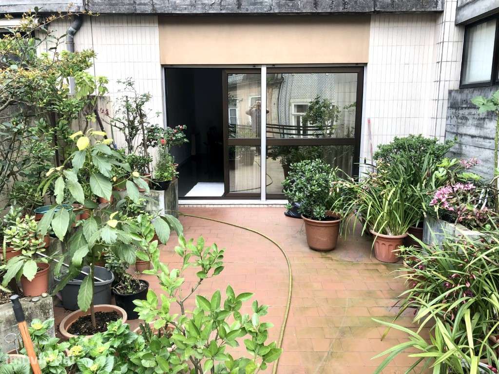 Apartamento T5 com garagem, no centro histórico de Braga. - Grande imagem: 2/21