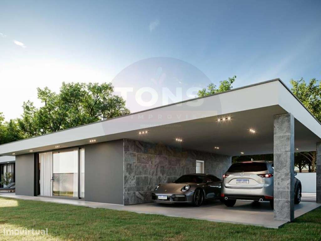 Moradia Térrea de Luxo a Poucos Metros da Praia - São Martinho do P... - Grande imagem: 1/11