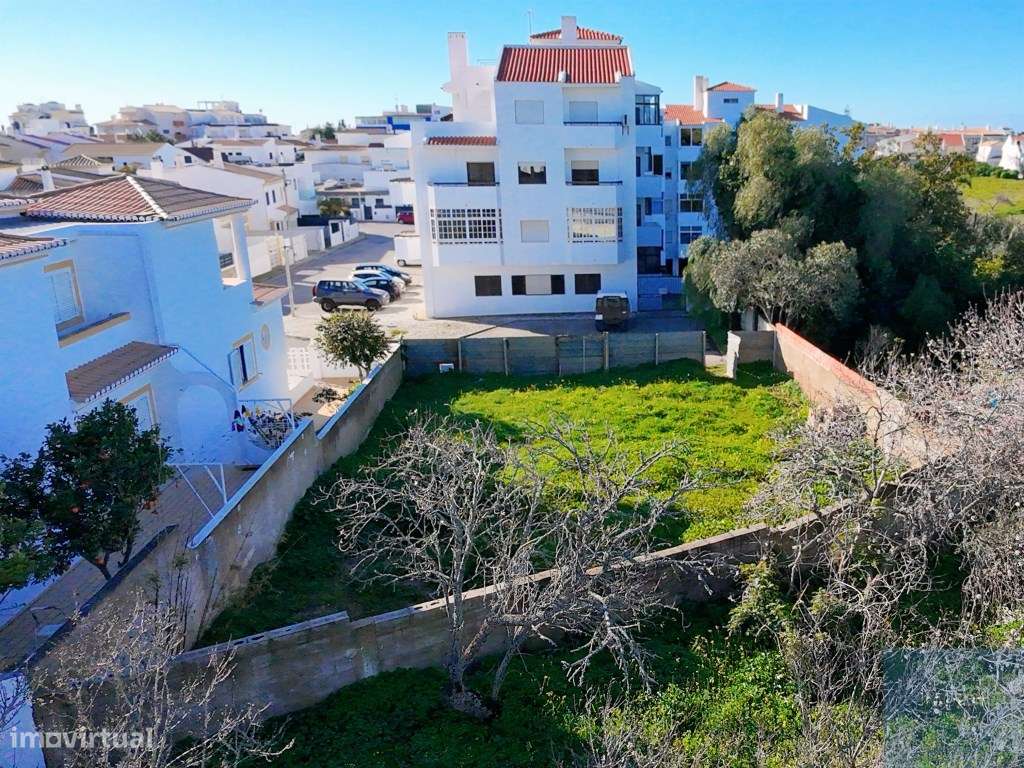 Terreno para Venda em Portimão - Grande imagem: 2/12