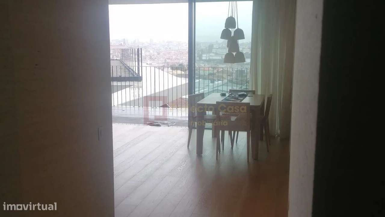 Apartamento de Prestígio com 3 Suítes e Excelente Luminosidade-11