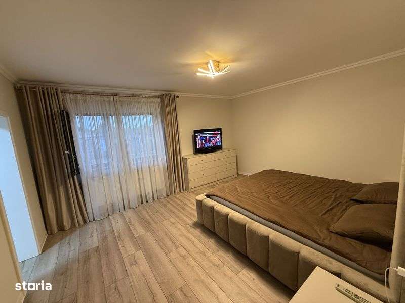 Casa de vanzare,2dormitoare,living,bucatarie,2bai,400mp teren - Imagine principală: 5/8