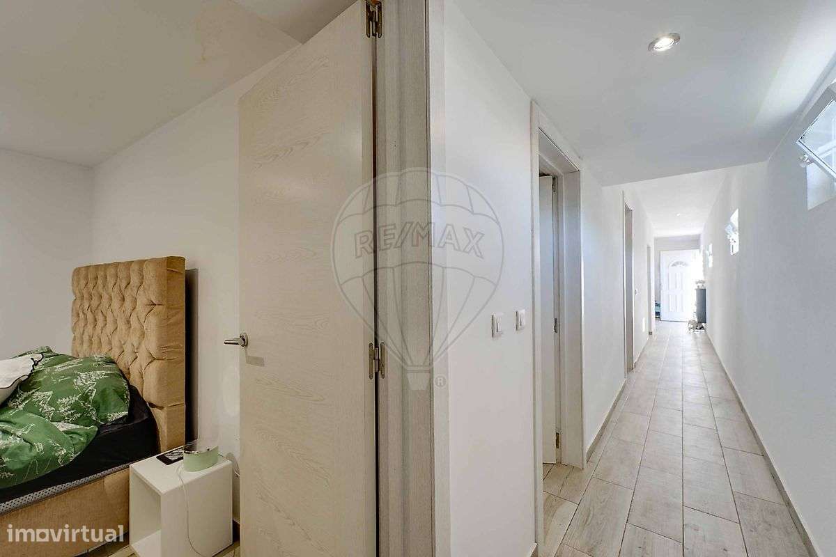 Moradia T15 para venda-44