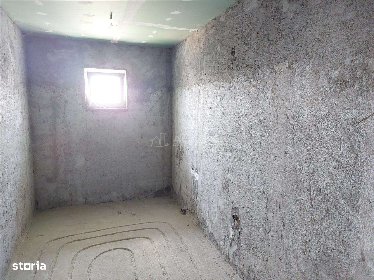 casa P+1+M, an 2008,amprenta 135 mp, teren 1430 mp, Maracineni-11