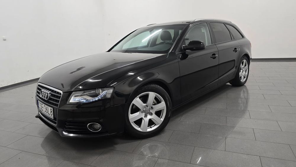 Audi A4 B8 2.0 TDI DPF S line Sportpaket (plus) 2011