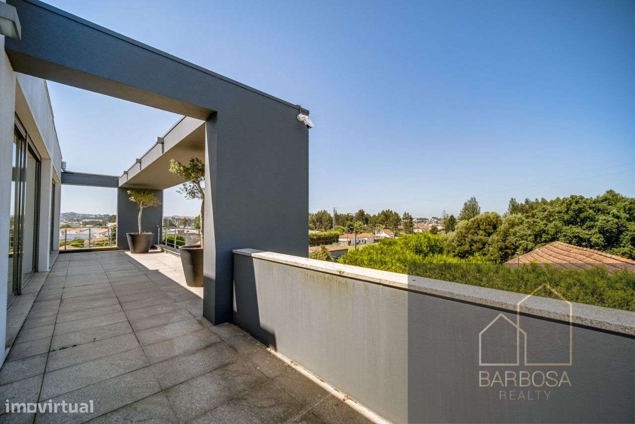 V5 Maia - 4 suites - 4 frentes - Luxo, privacidade e tranquilidade!-36