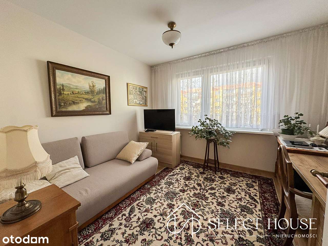 Przestronne mieszkanie 3 pokoje Osiedle Młodych-2