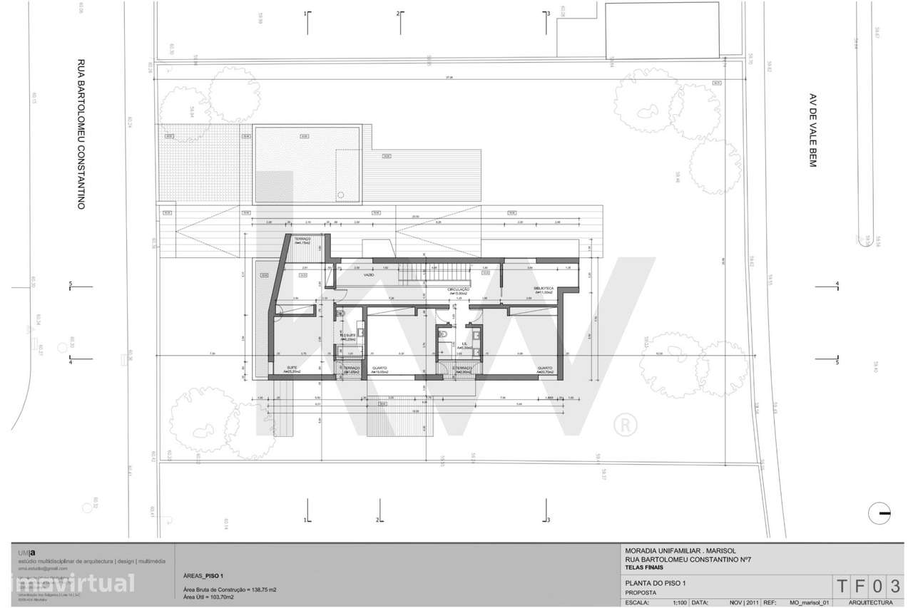 Moradia T4+2 com Piscina e Jardim em Marisol, Charneca de Caparica — 3-23