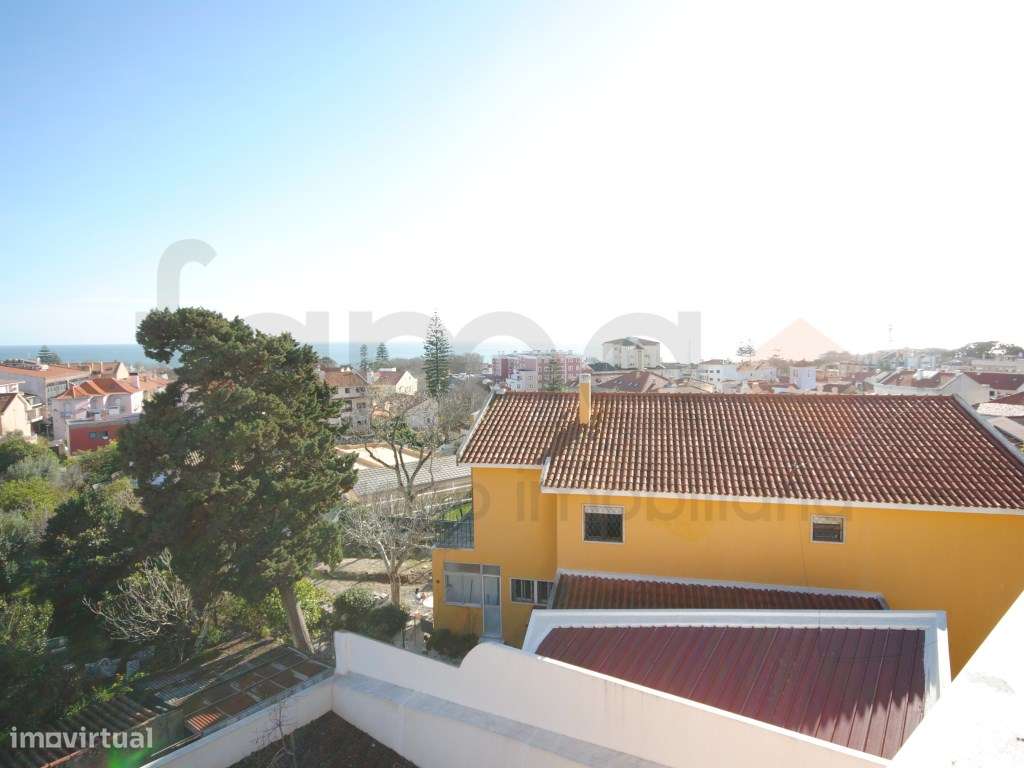 T3 Duplex com terraço centro da Parede-59