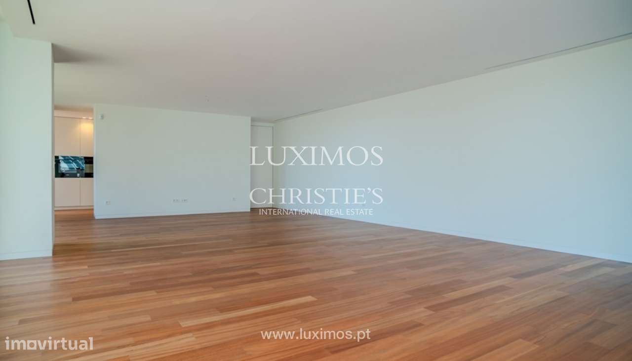 Apartamento T4 com piscina e terraço à venda na Foz no Porto - Grande imagem: 5/24