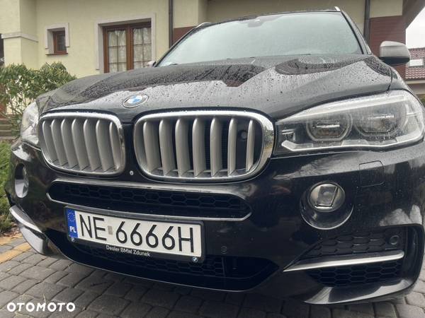 BMW X5 M M50d - 25