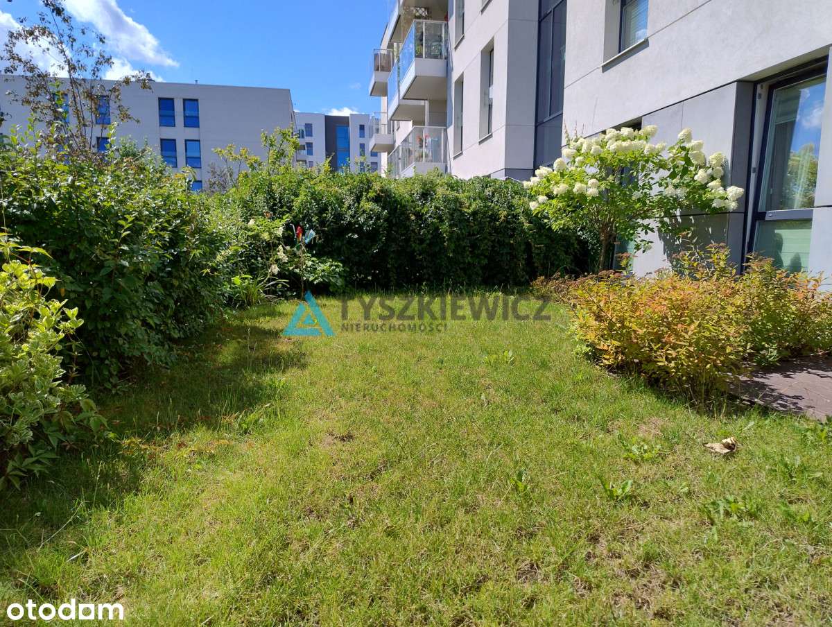 Mieszkanie z dużym ogródkiem i m. postojowym.-16