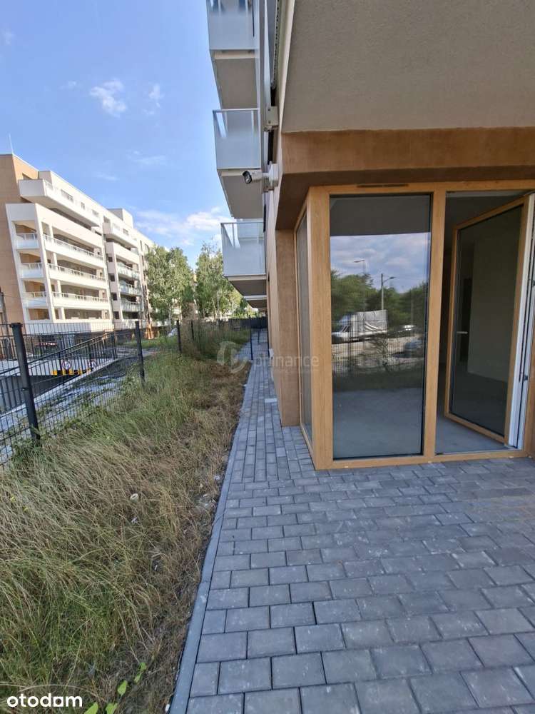 Parter Z Ogródkiem + Garaż i Komórka - Pełny obrazek: 5/14