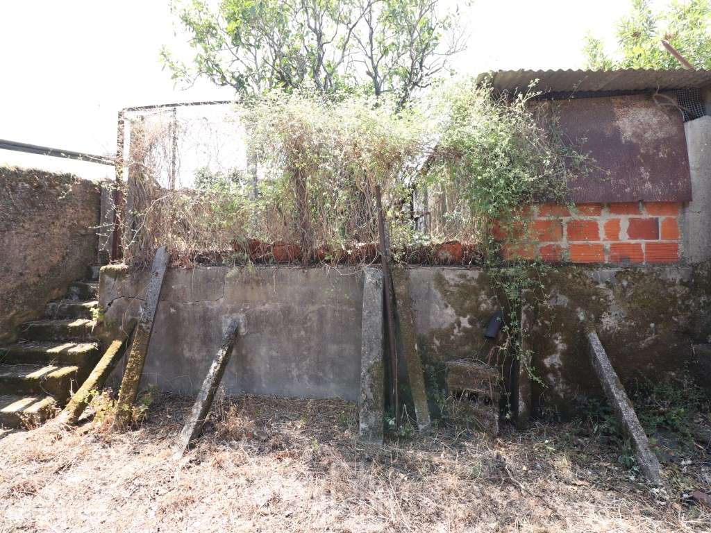 Casa Antiga T1 para recuperar - Ovar-20