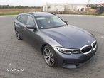 BMW Seria 3 330d xDrive mHEV - 9