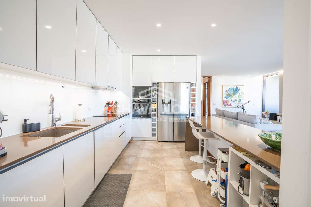 Apartamento T3  c/ Terraço e Garagem Box em Santa Maria da Feira - Grande imagem: 5/25