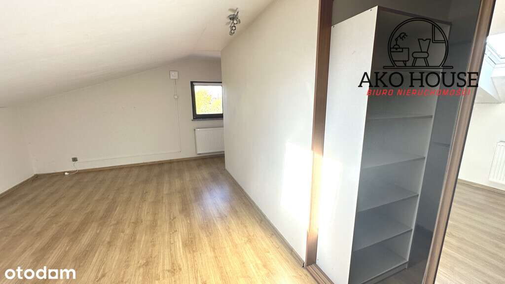 Dom 240 m² pod inwestycję – 4 lokale + 2 garaże!-11