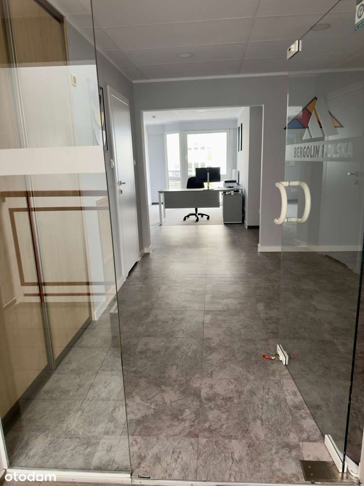 Centrum, ul. Staszica, 132,0m2  w cenie 2 miejsca w hali garażowej-15