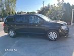 Dodge Grand Caravan - 8