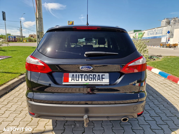 Ford Focus 2.0 TDCi DPF Powershift Titanium - 26