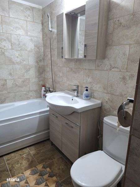 Vand apartament 3 camere in CFR - Imagine principală: 4/6