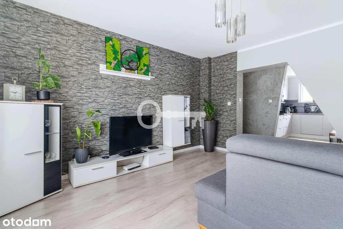 Duży dom w spokojnej okolicy-4