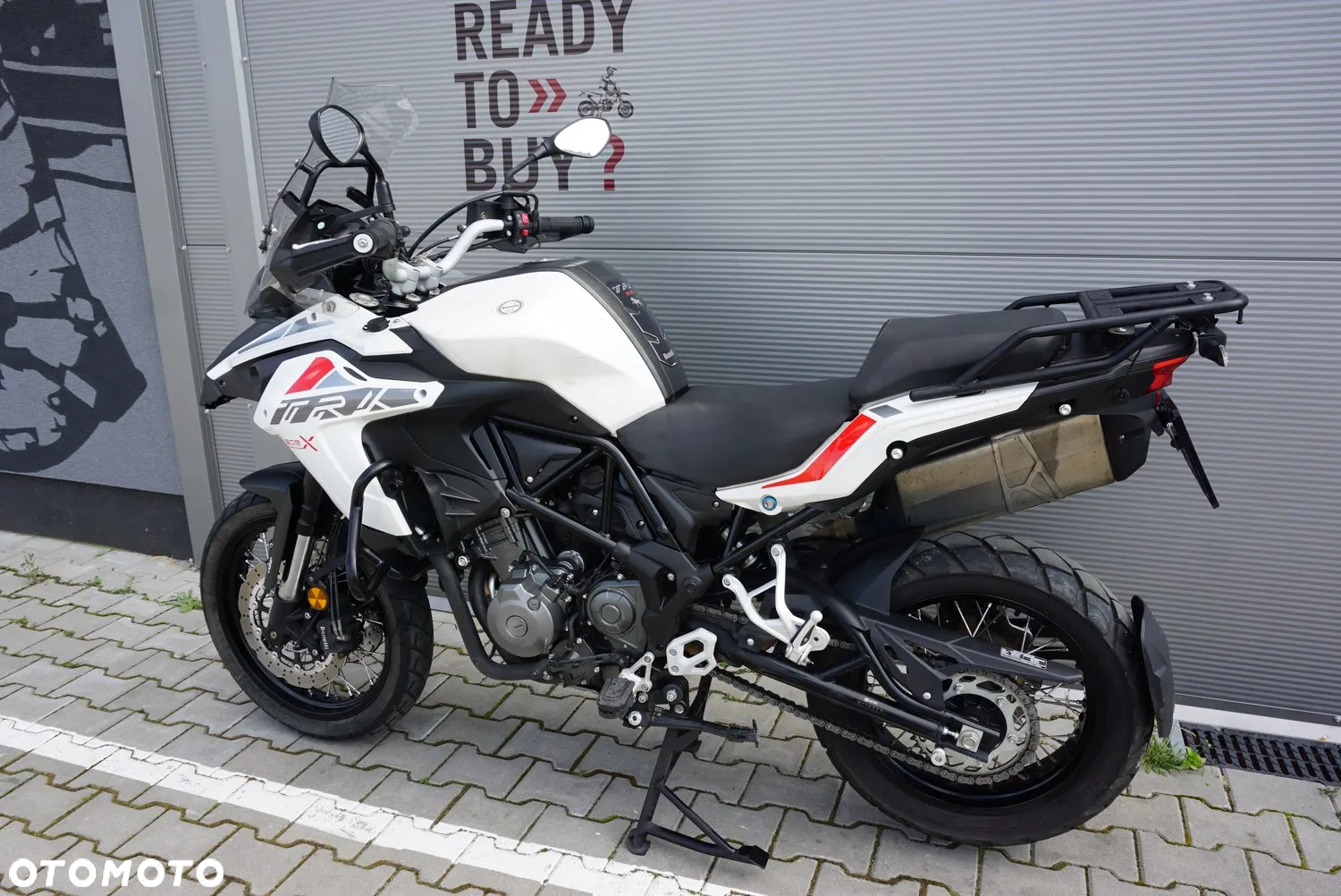 Benelli TRK 502 - 10