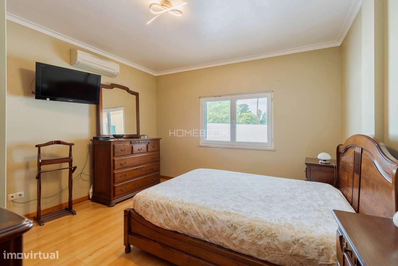 Moradia c/ 354 m² | Lote 1130 m² | Piscina e Jardim em Brejos do Assa-23