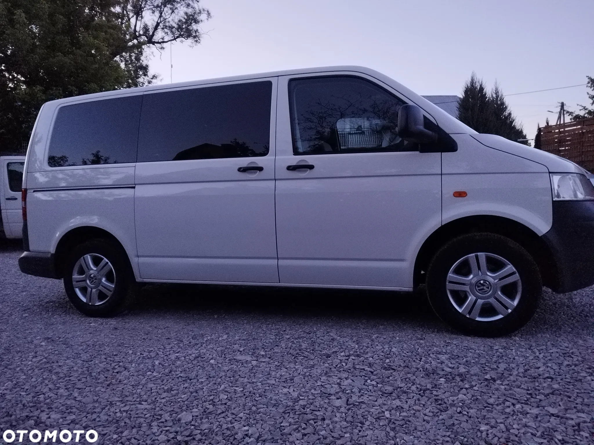 Volkswagen Transporter - 8