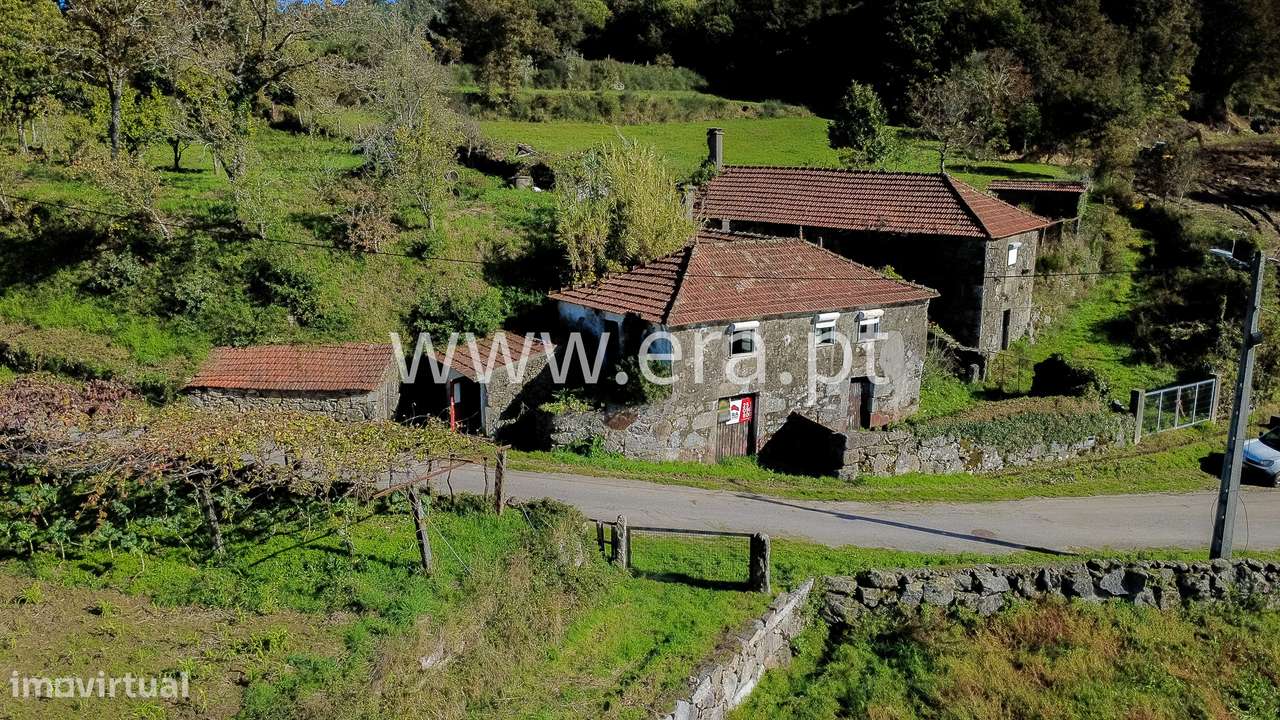 Moradia T3 em pedra - Podornelo-4