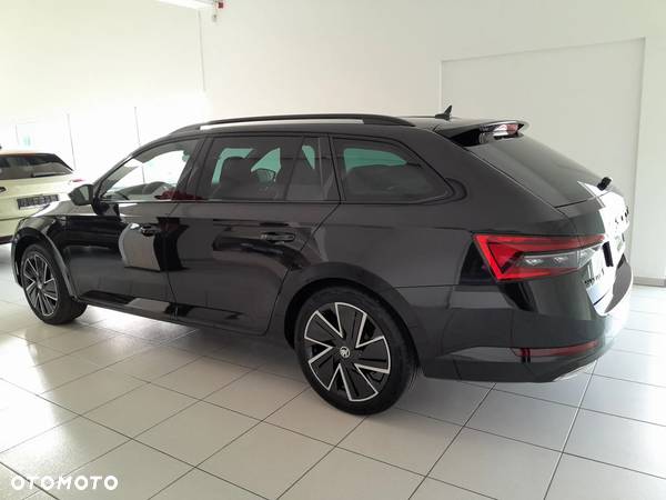 Skoda Superb 2.0 TDI SCR Sportline DSG - 4