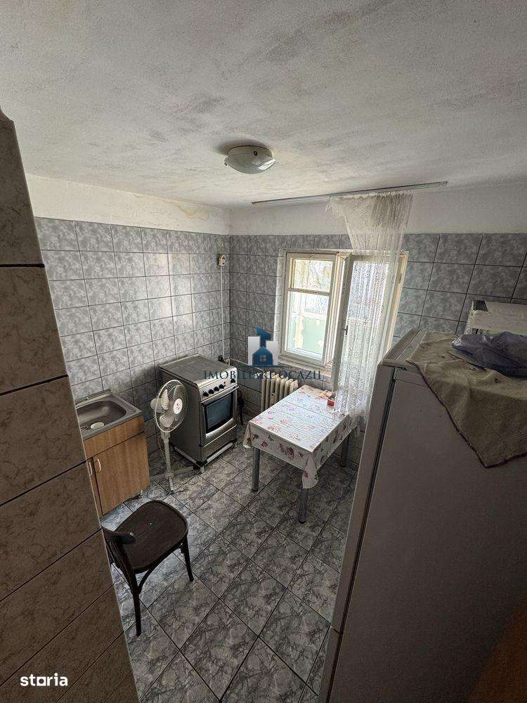 Apartament 3 camere Decomandate Aparatorii Patriei-Panselelor-5