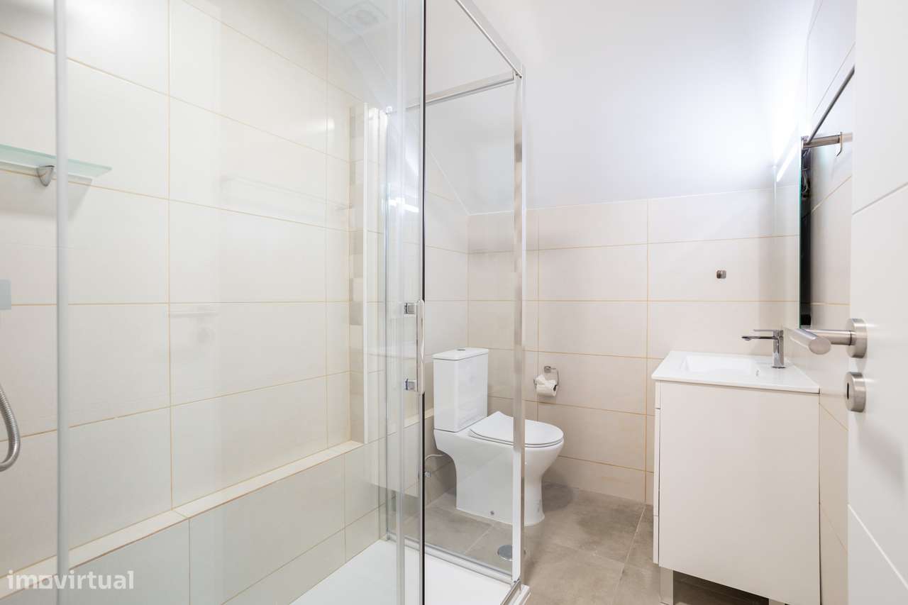 Duplex Remodelado com Terraço-10