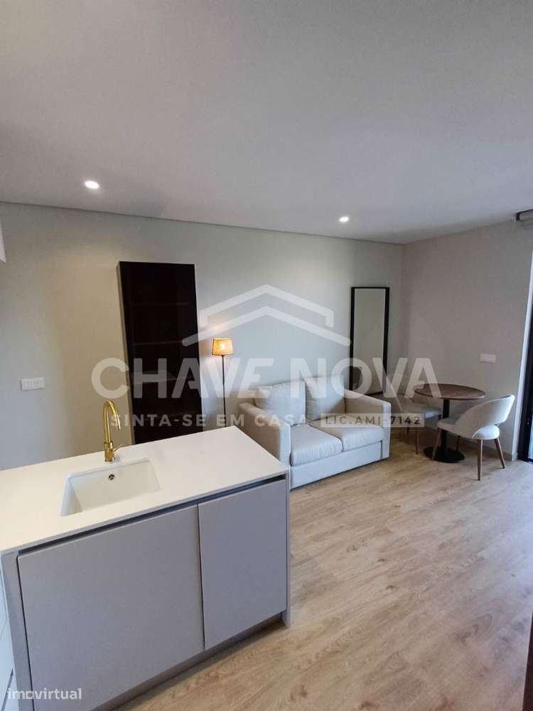 Estúdio T1 no Douro Tower, Vista Rio e Piscina no Rooftop - Grande imagem: 5/15