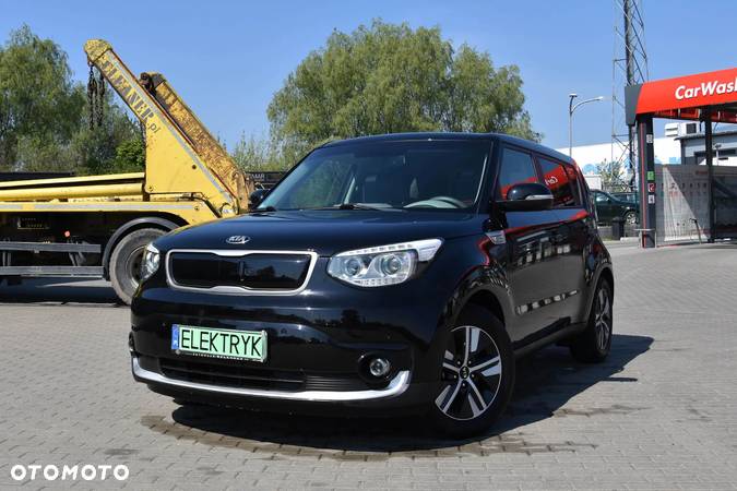 Kia Soul EV Plug - 5