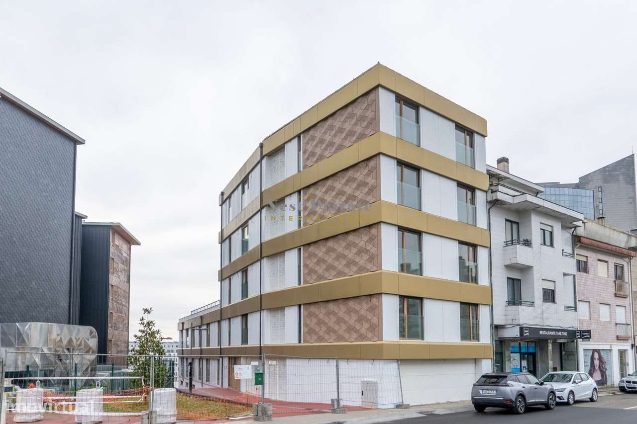 Apartamento T5 Duplex Antas-31