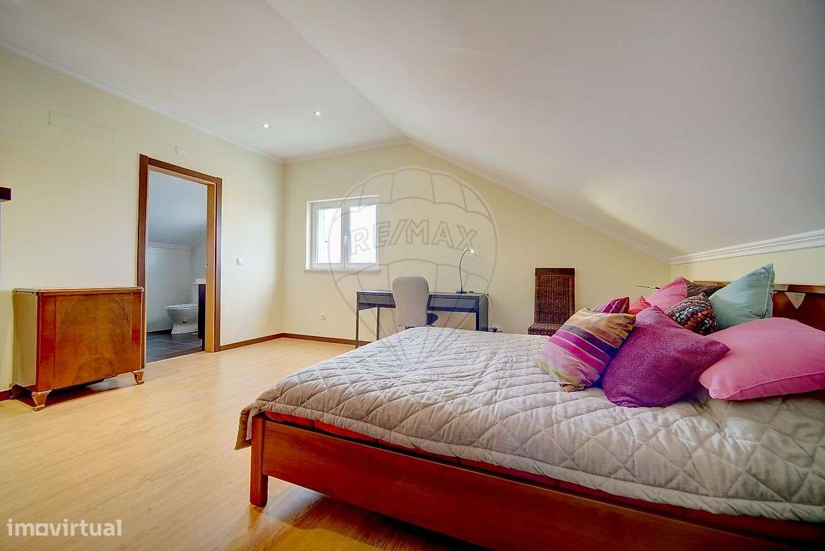 Moradia T4 para venda-27