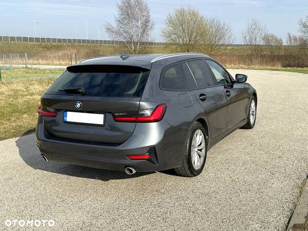 BMW Seria 3 318d Business Edition - 5