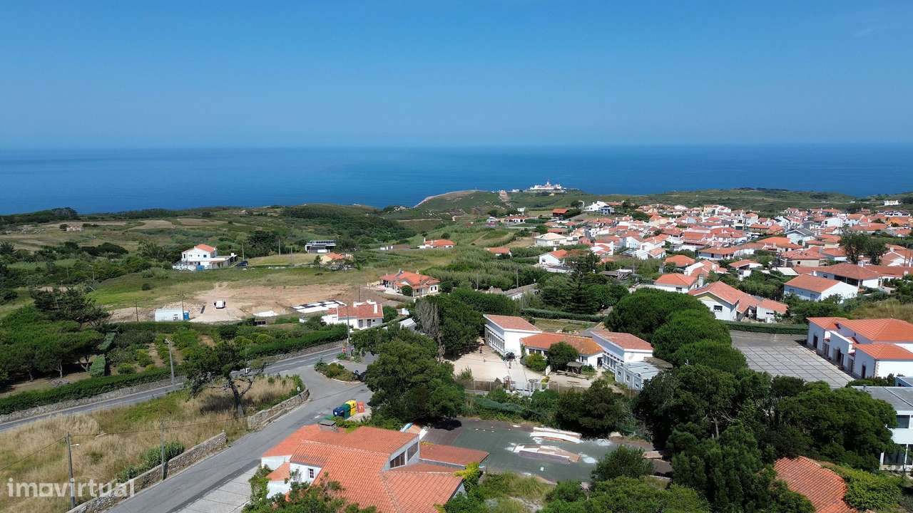Moradia T6 com Piscina, Vista Mar e Terreno de 3.920 m² | Azoia, Sintr-9