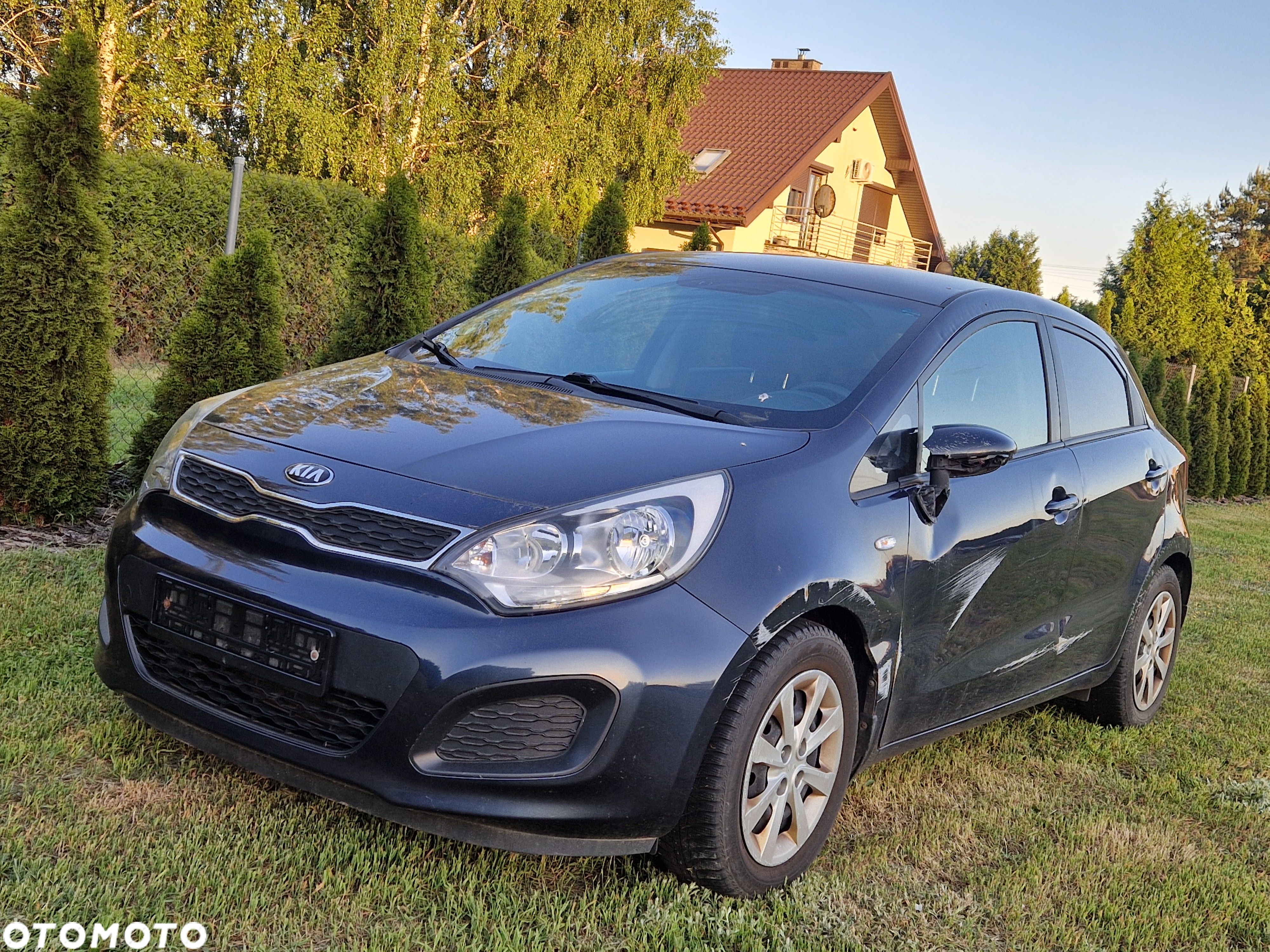 Kia Rio 1.2 Fifa World Cup Edition - 1