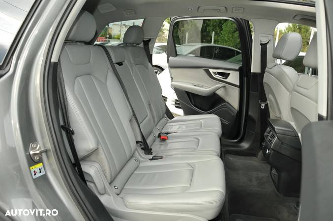 Audi Q7 3.0 TDI Quattro Tiptronic - 13