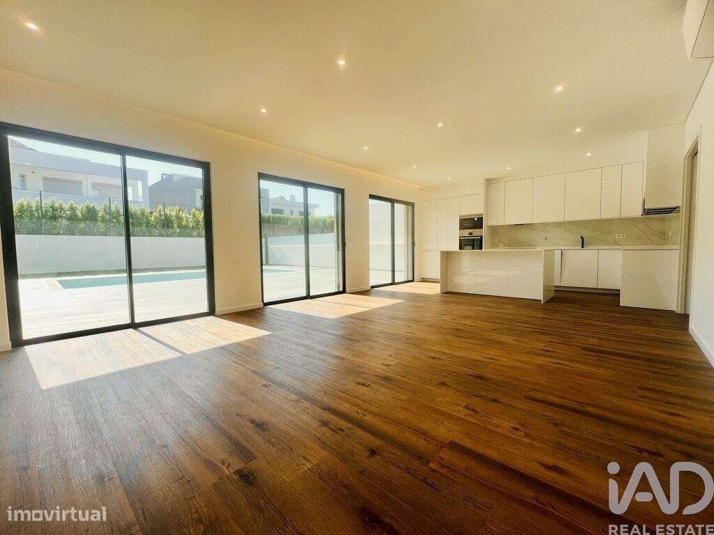 Casa / Villa T4 em Quarteira de 355,00 m2 - Grande imagem: 4/26