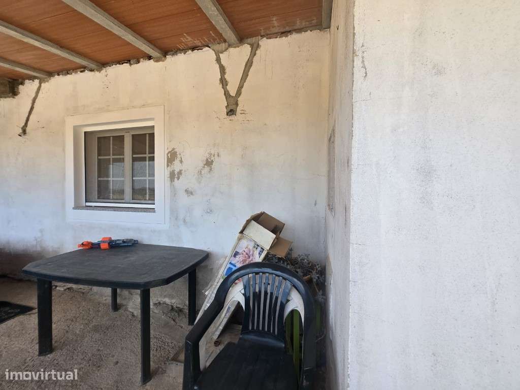 Moradia T2 com 12.250 m² de Terreno junto à Praia Fluvial das Azenh...-20