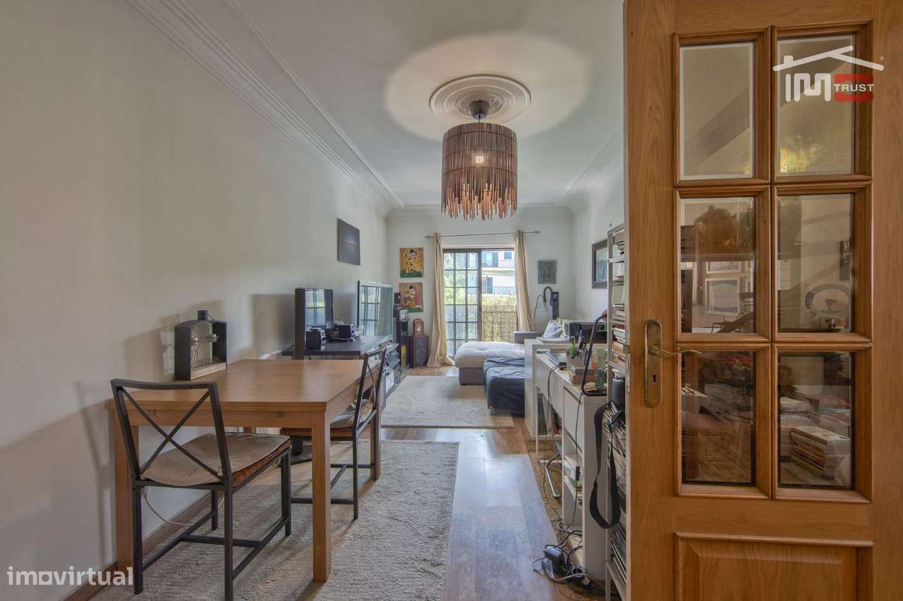 OPORTUNIDADE Zona Nobre de Cascais Triplex T2+2 com espaço exterior - Grande imagem: 5/35