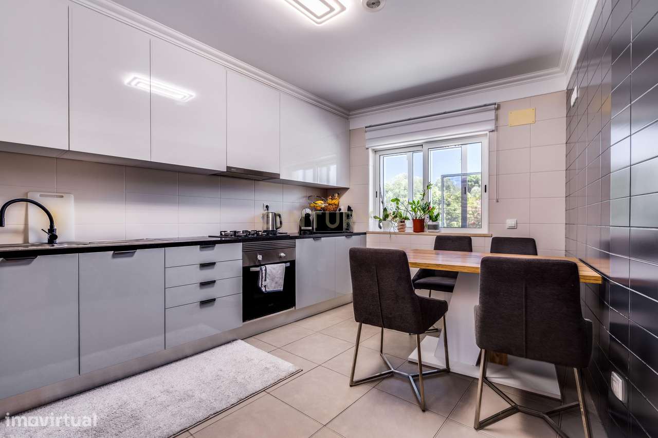 APARTAMENTO T1 COM CAVE  | MONTENEGRO 77,72m2-8
