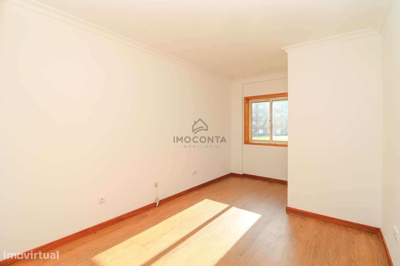 T2+1 Como Novo no Centro de Valongo-24