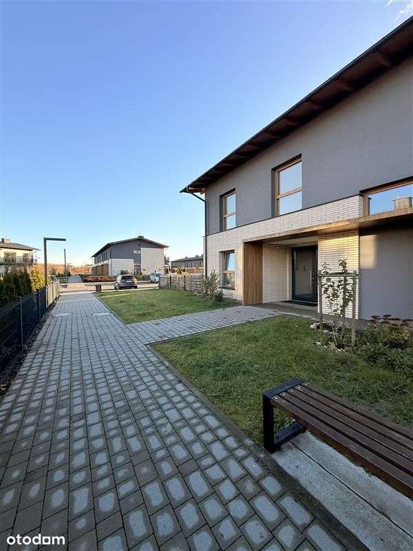 Komfortowe mieszkanie z ogródkiem-16