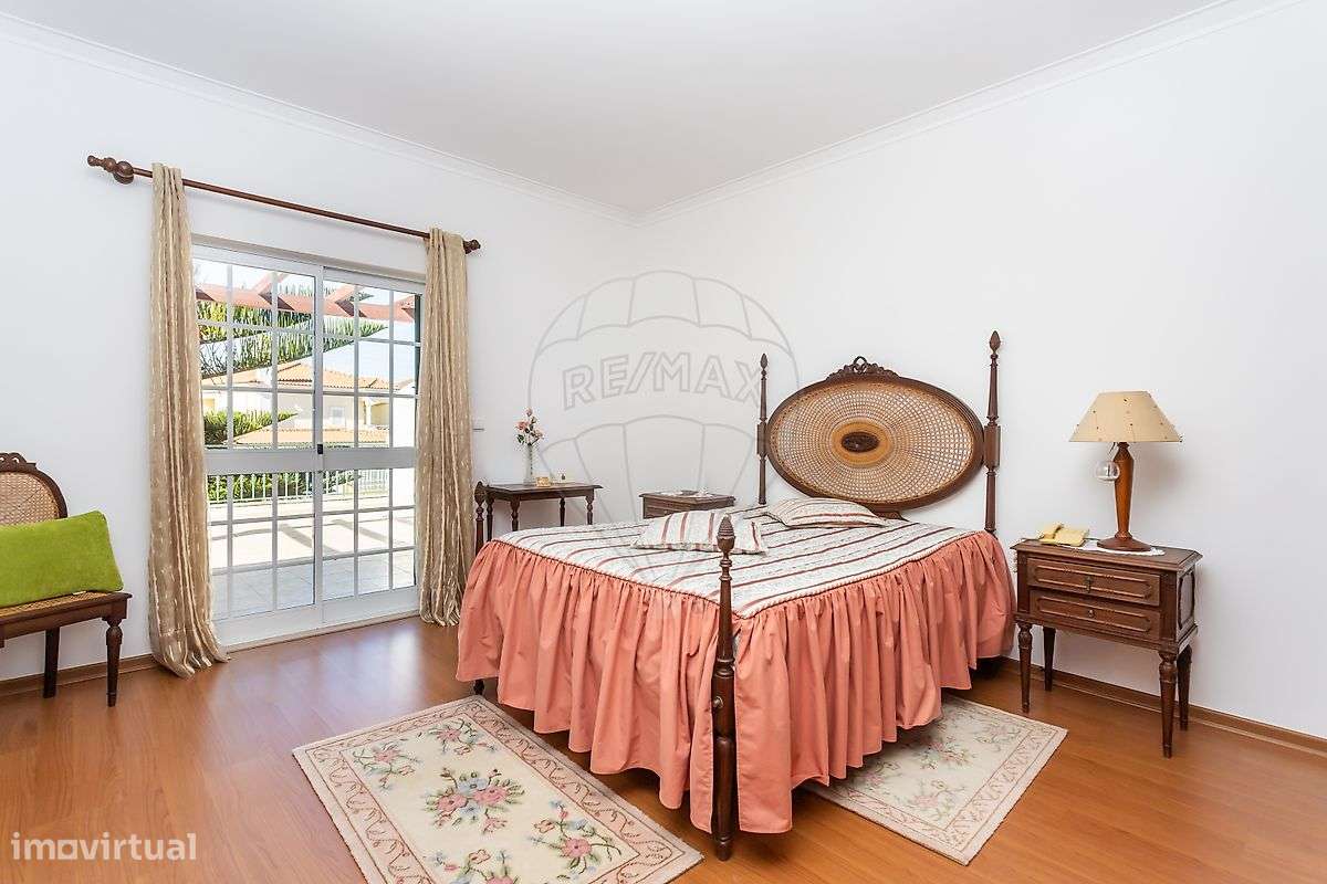 Moradia T4 para venda-48